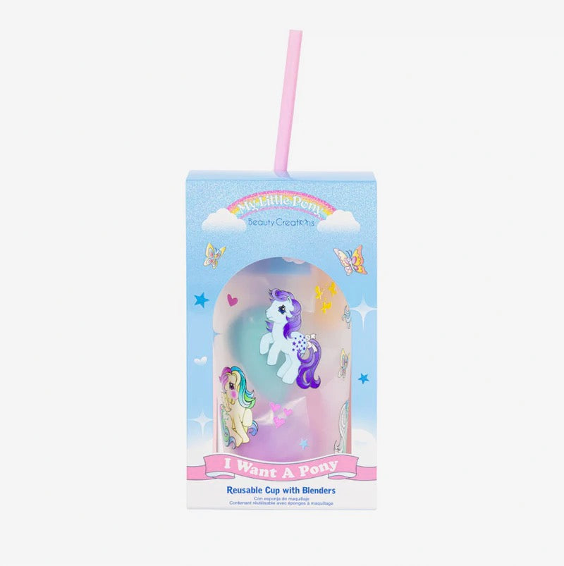 Reusable cup with blenders