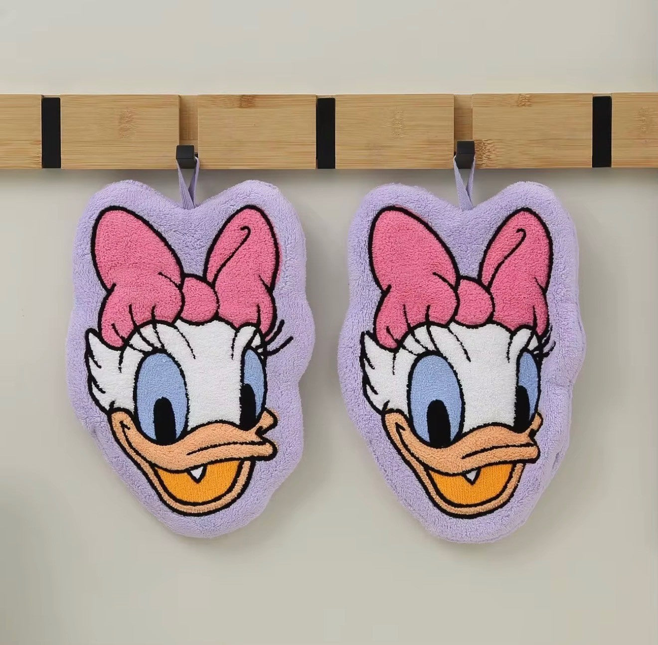 Ultra-soft and absorbent hand towels featuring cute character-inspired designs. Lightweight, fluffy, and perfect for daily use at home or on the go.